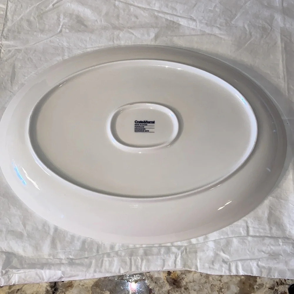 Vintage Like new Crate & Barrel Fish serving Platter